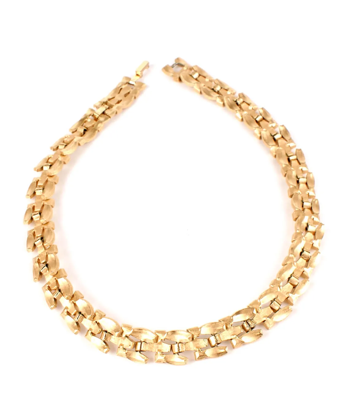 Trifari gold 1960s choker necklace reverse