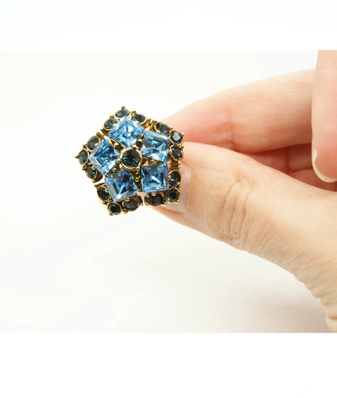 Large vintage ring in blue and gold