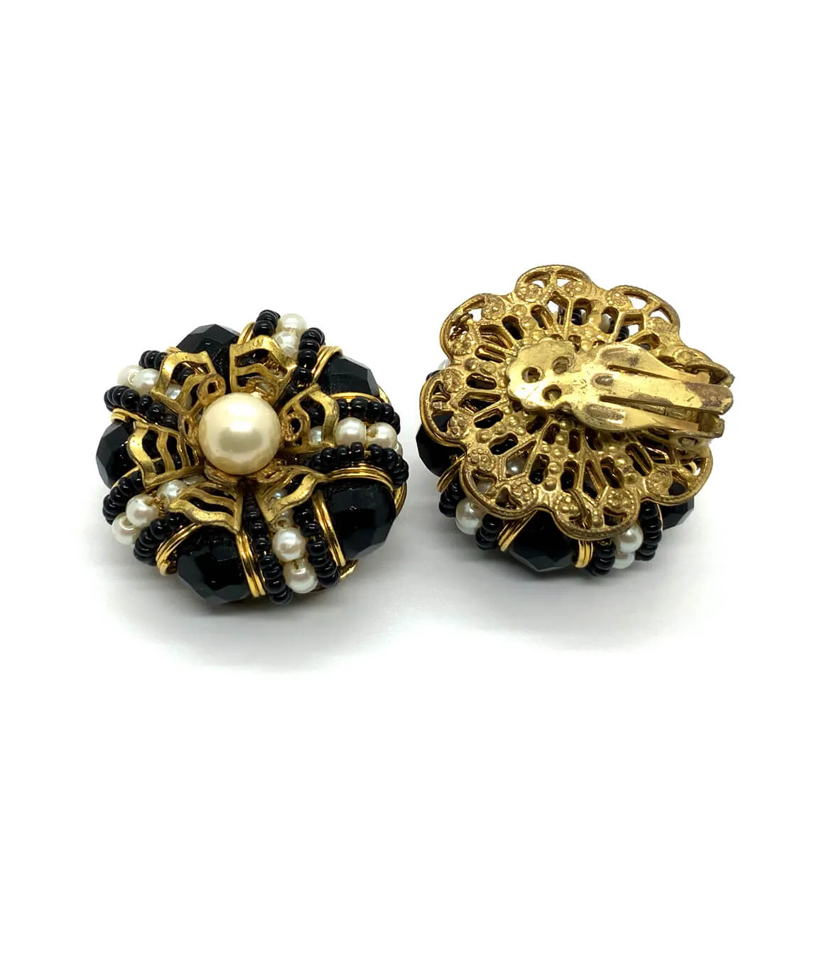 Black pearl and gold vintage earrings