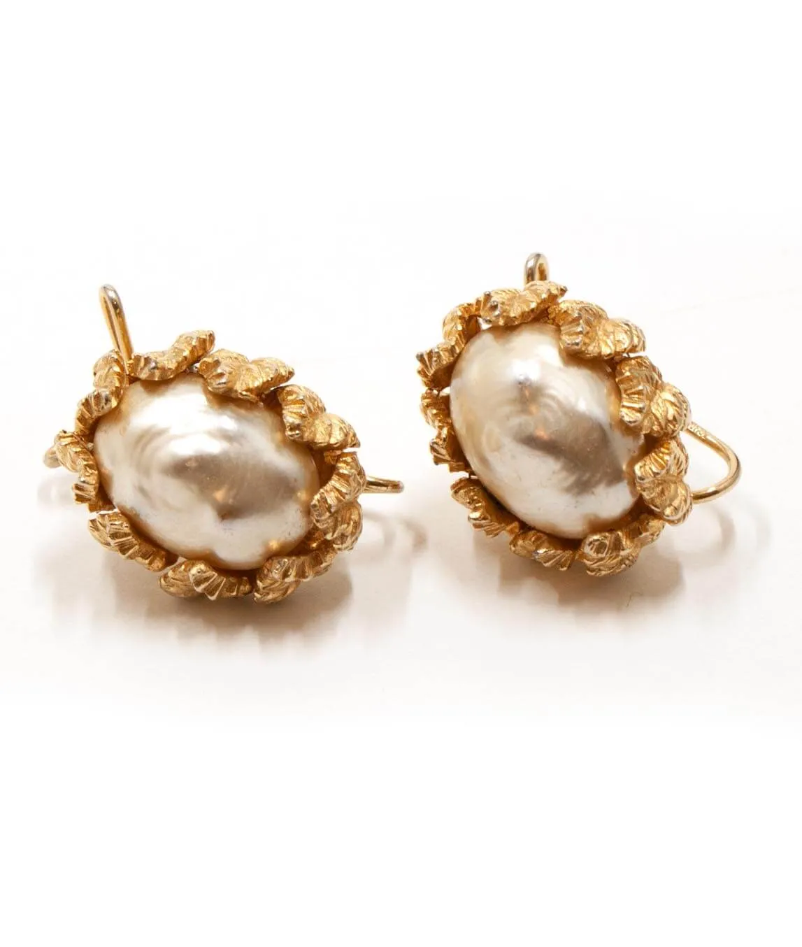 Vintage Judith McCann wingback baroque pearl earrings