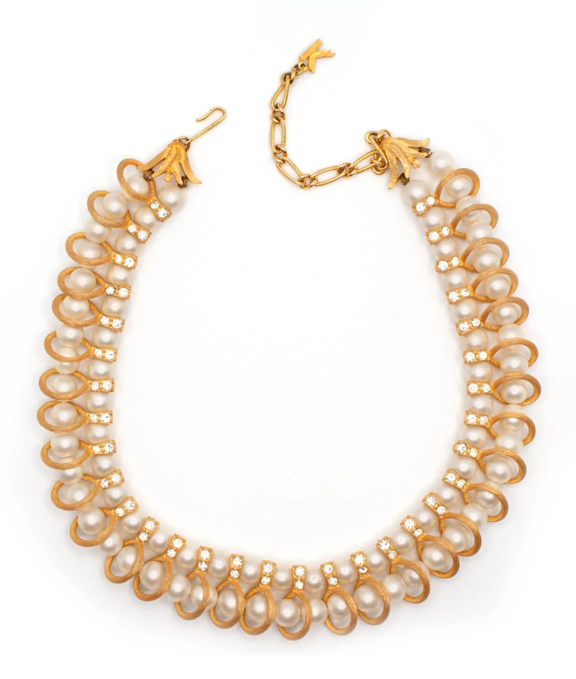Vintage Kramer Faux Pearl and Golden Loop Necklace