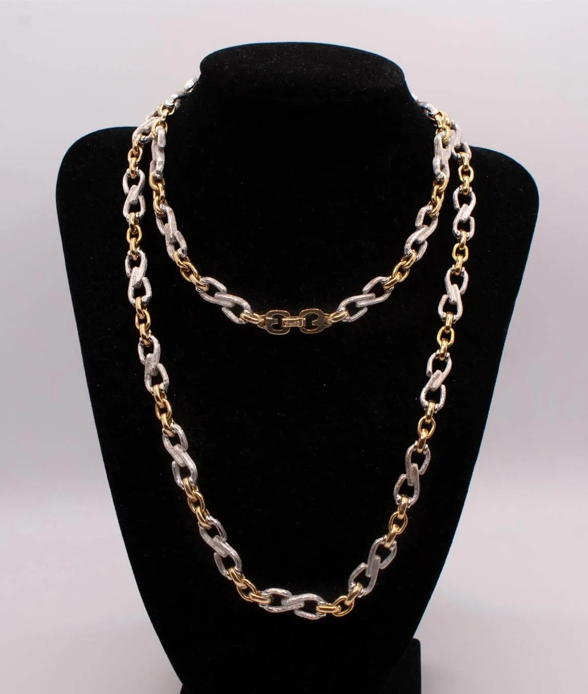 Silver and gold coloured heavy link chain by Grossé