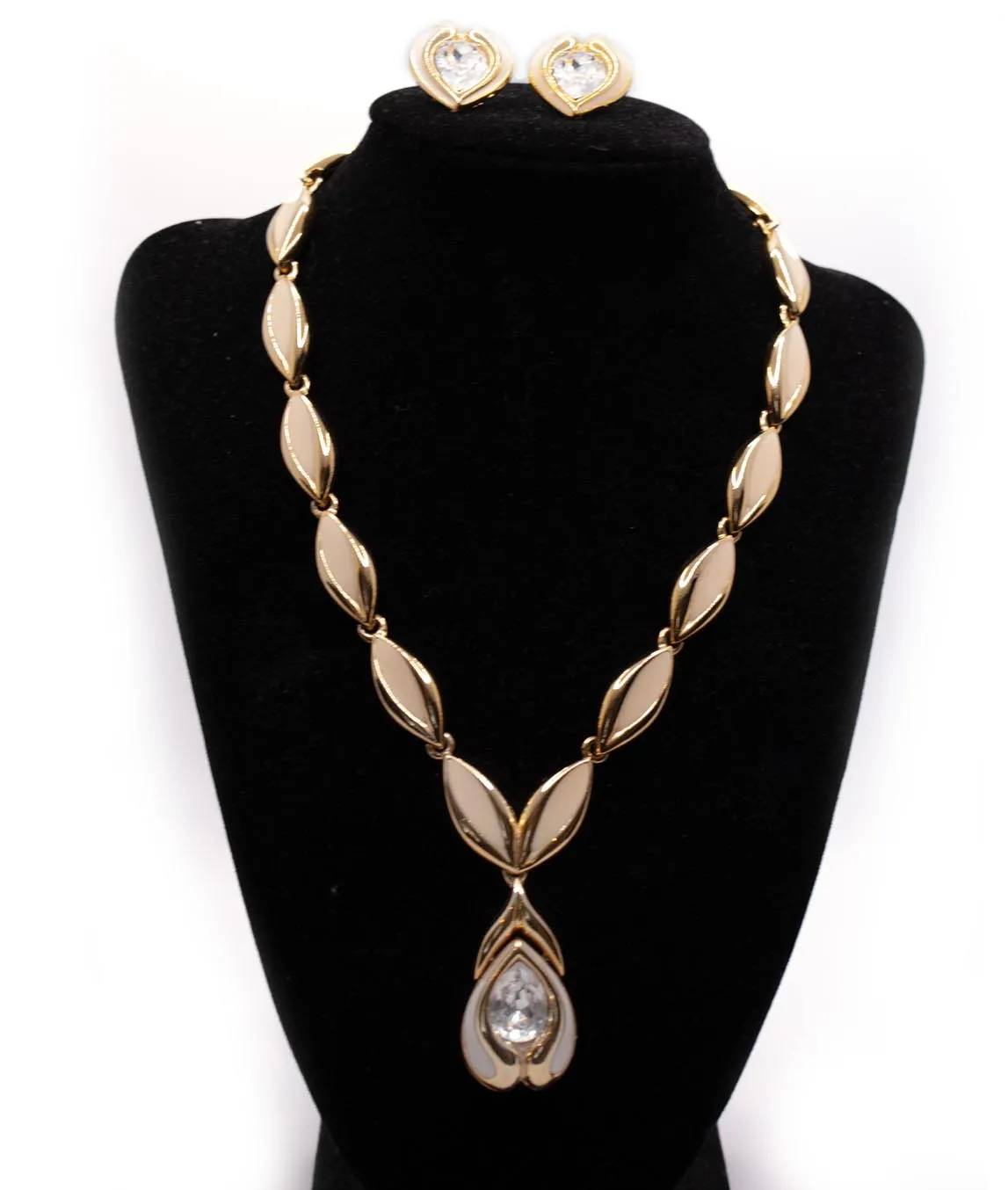1980s Trifari-style necklace and earrings
