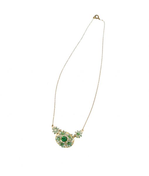 Green Vintage Pendant Necklace