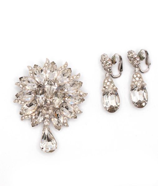 Vintage Eisenberg brooch and earrings set