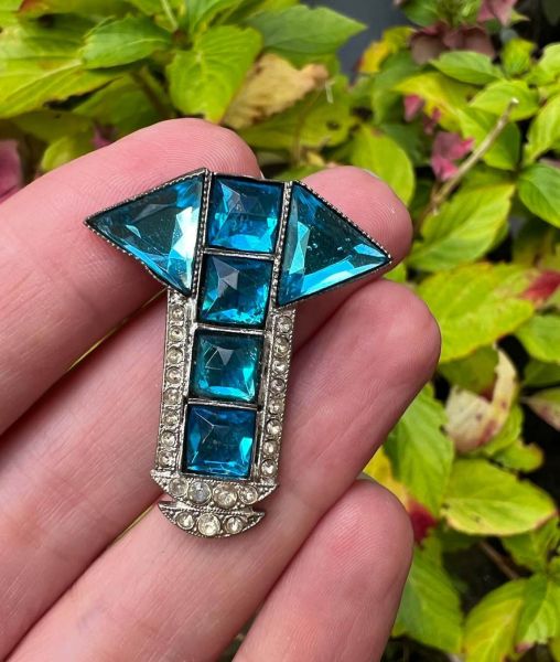 Blue and Clear Crystal Art Deco American Dress Clip