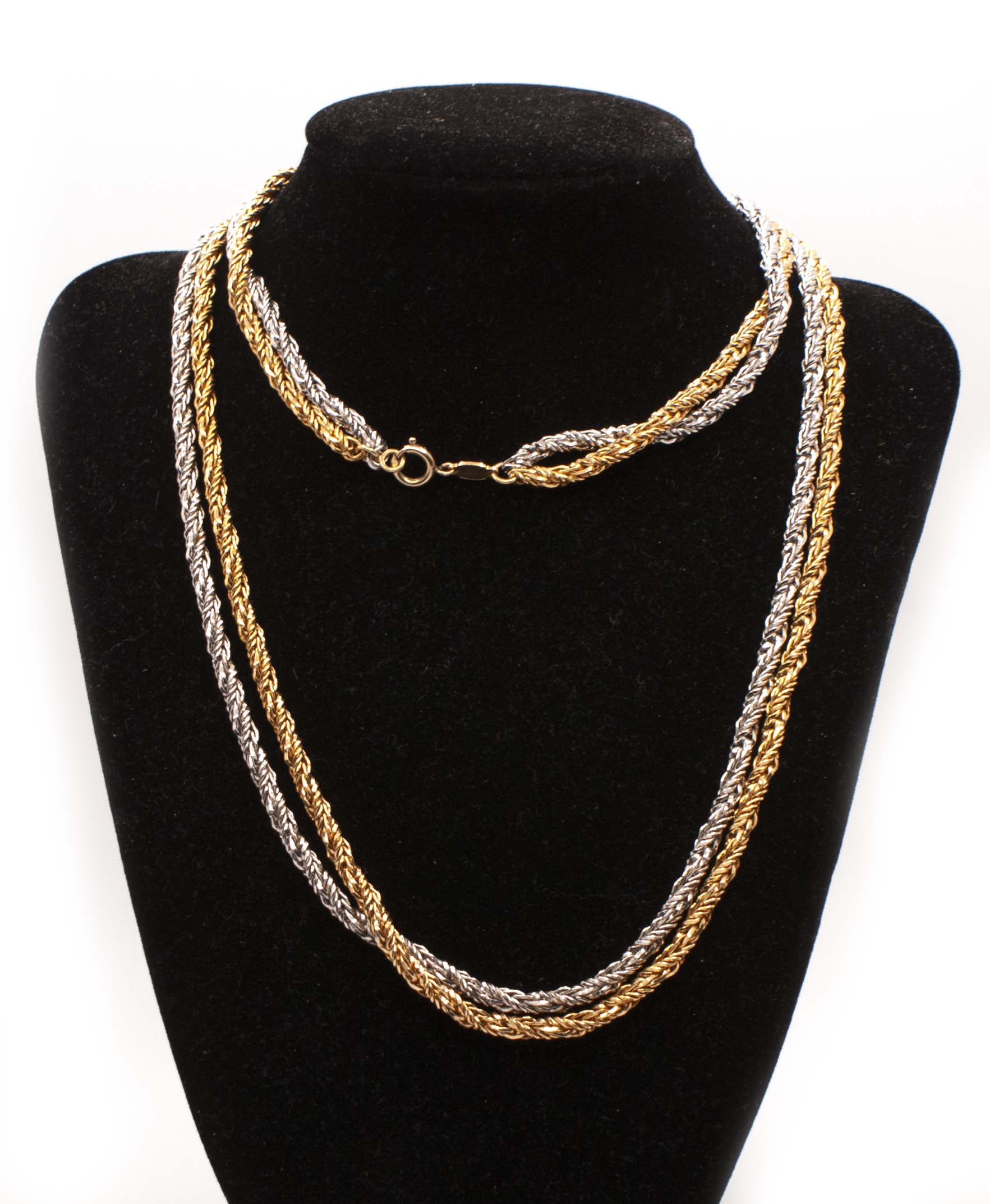 631de5c3ccca7-grose-dual-chain 